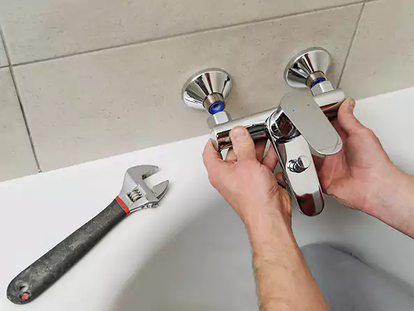 Why Choose Queens Plumbing Pros for Bathtub Faucet Replacement in Queens, NY?