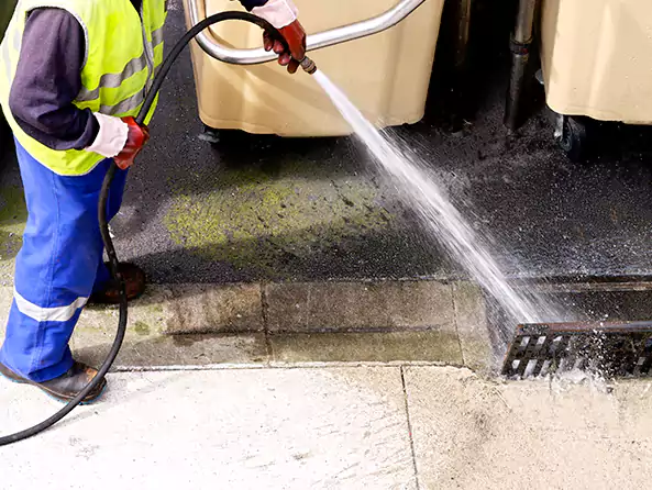 Why Choose Queens Plumbing Pros for Hydro Jetting in Queens, NY?